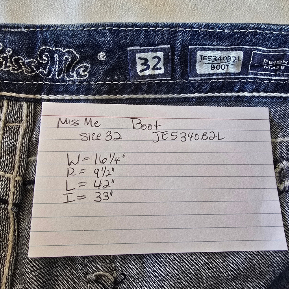 Miss Me Bootcut Jeans Size 32